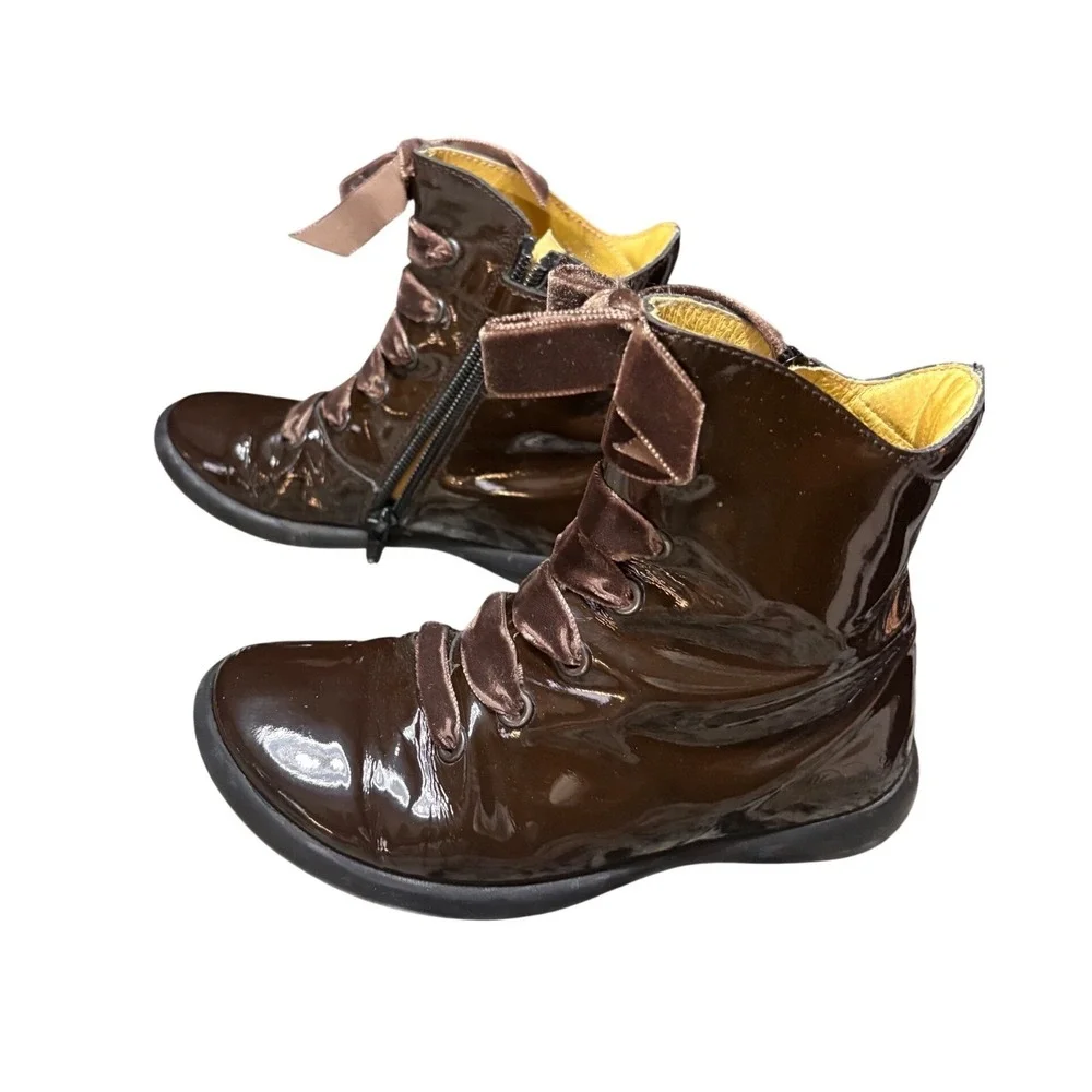 Mod8 Patent Leather Boots Kids Size 30 Brown Good Velvet Ribbon Lace Zip Combat